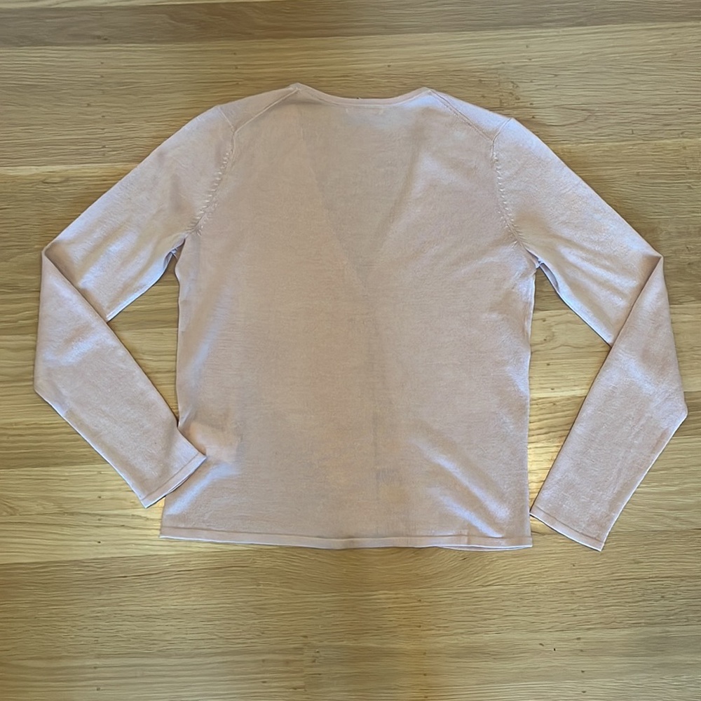 Pale pink cardigan, gold buttons, size small - Picture 8 of 8